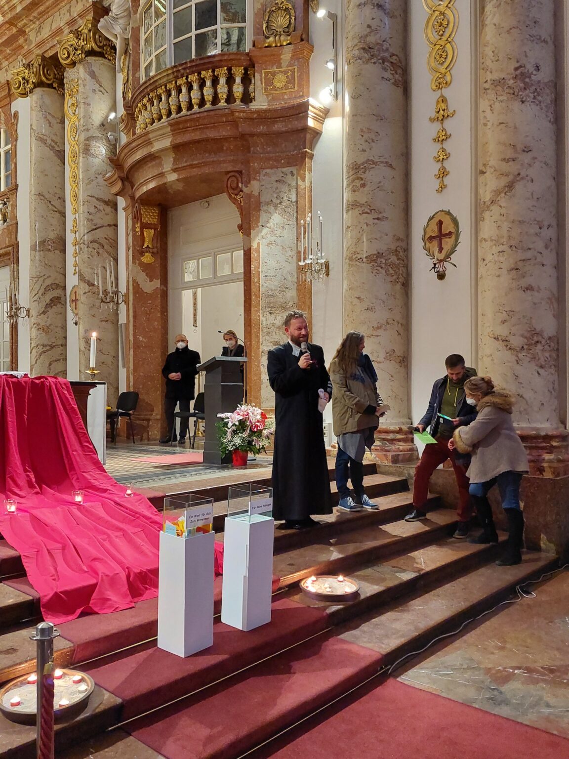 „We are Fratello“ Karlskirche und Gemeinschaft Emmanuel begingen